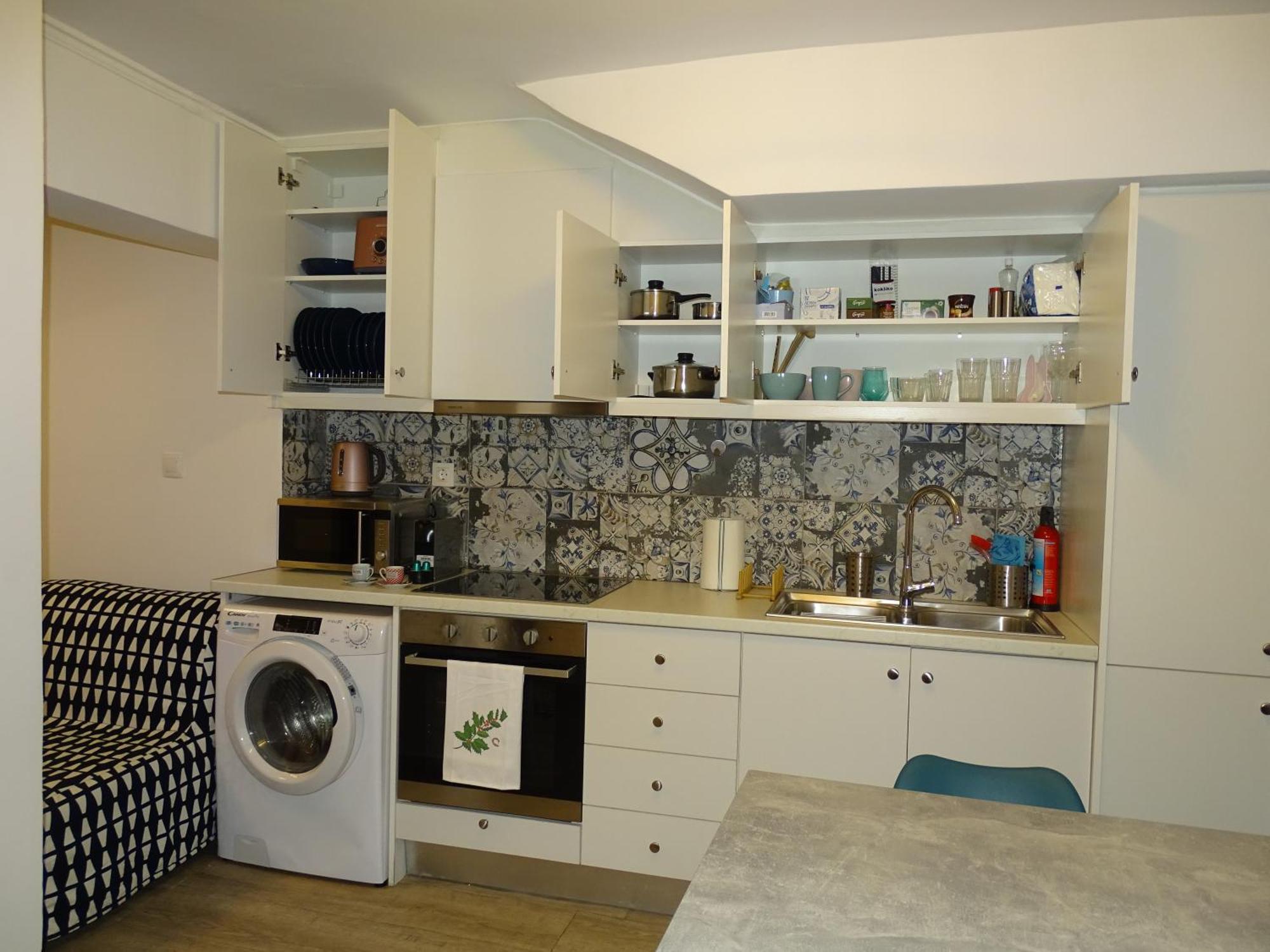 Stylish, Comfortable, Basement Loft-Like Apartment With Amenities Athens Exterior photo